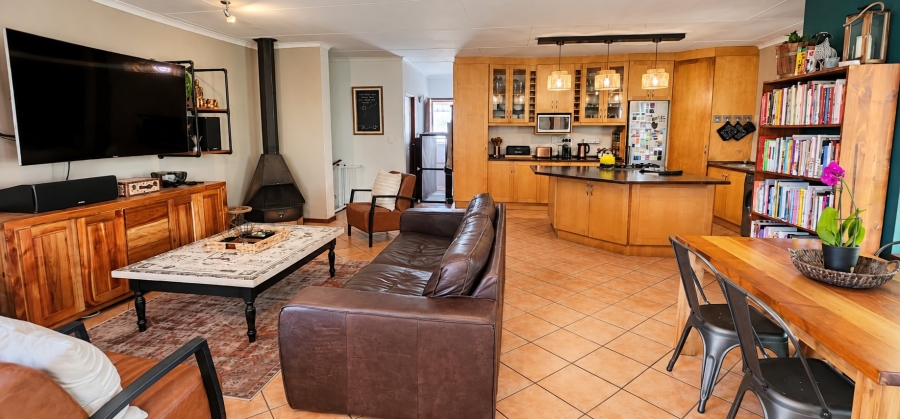 3 Bedroom Property for Sale in King George Park Western Cape
